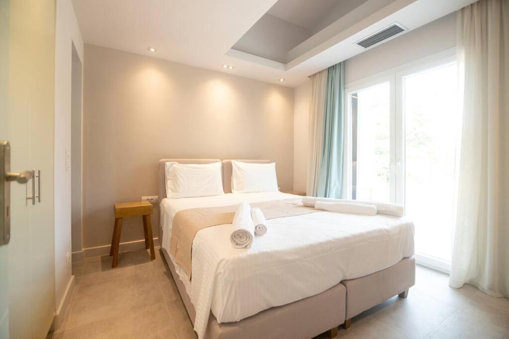 Coral Apartment