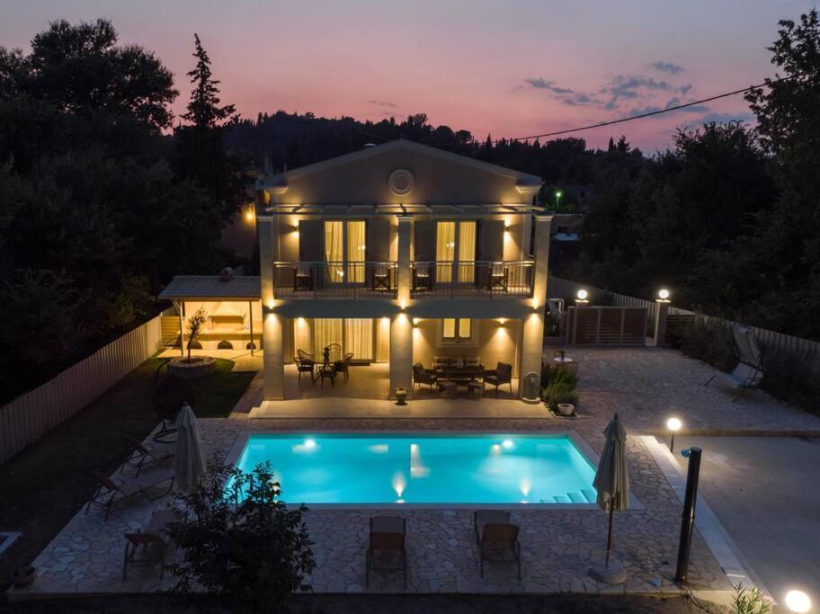 Coral Apartment